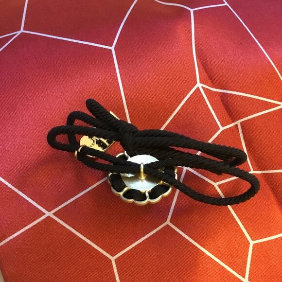 Black & Matte Gold Pearl Floret Detail Rope Hair Tie - Picture 6 of 6